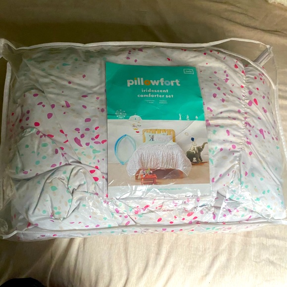 Pillowfort Bedding Twin Comforter Set Poshmark